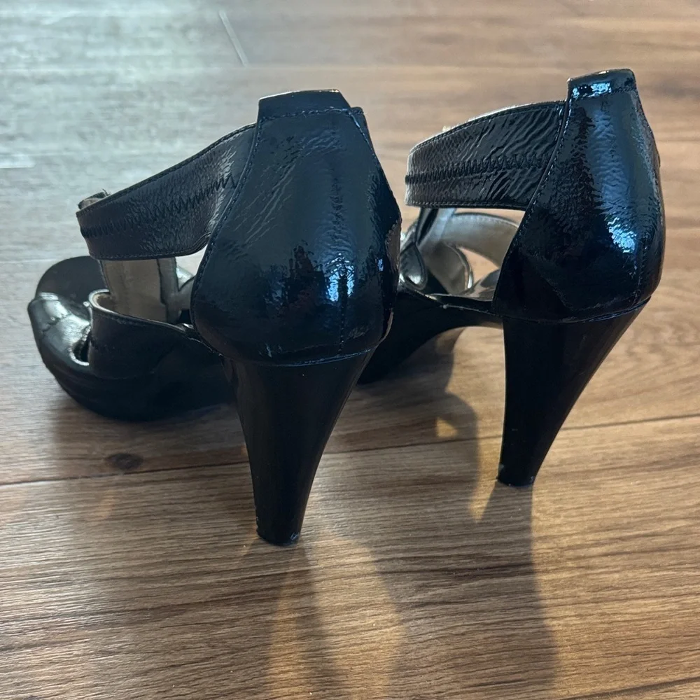 Michael Kors Glossy Black Heels